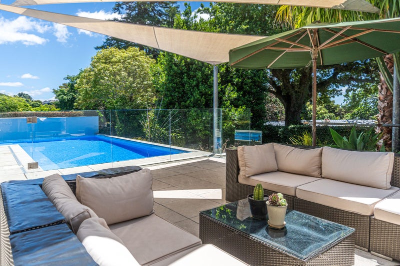 72 Shore Road, Remuera, Auckland - Carousel 2