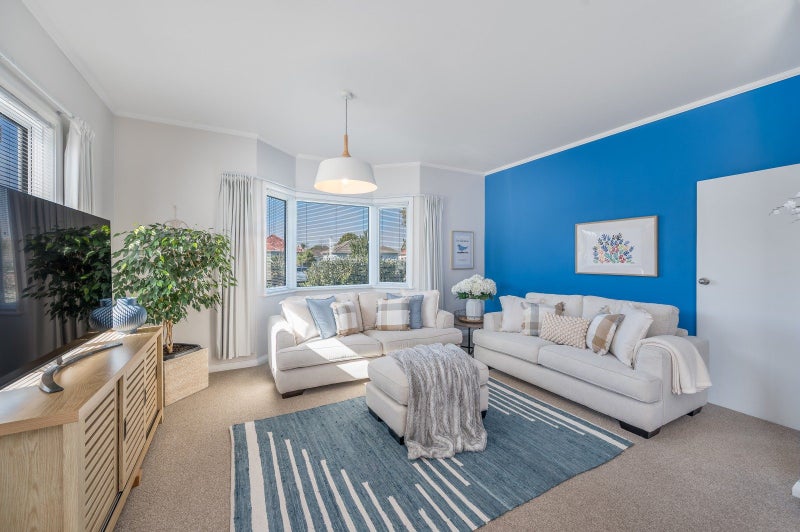 27A NUFFIELD AVE, MAREWA, NAPIER - Carousel 1