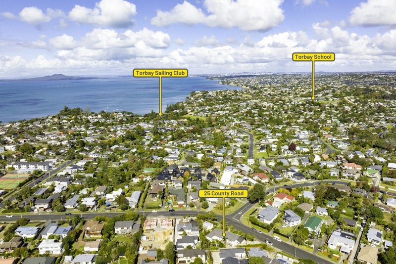 25 County Road, Torbay, Auckland - Carousel 38