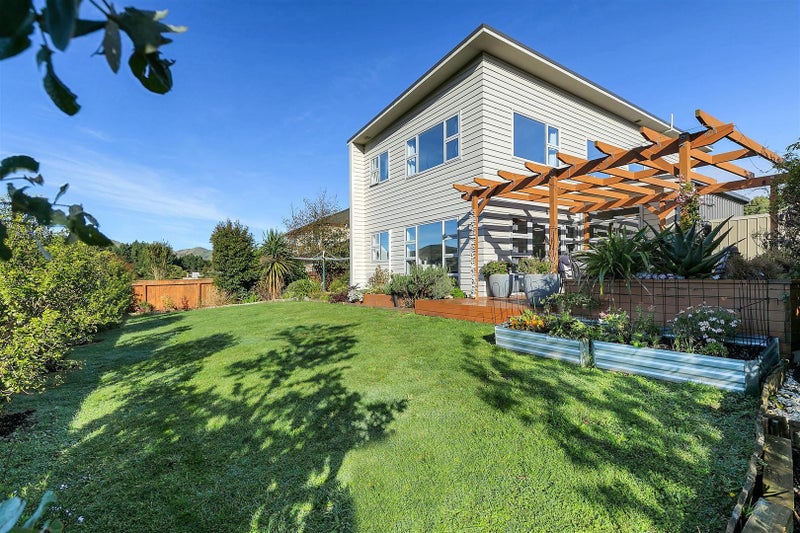 51 Te Puia Drive, Aotea, Porirua - Carousel 2