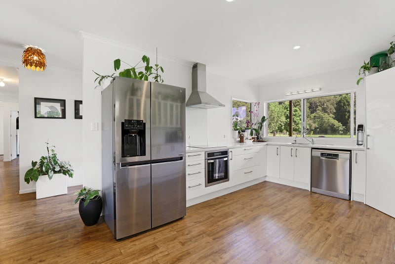 59 Racecourse Road, Manunui, Taumarunui - Carousel 2