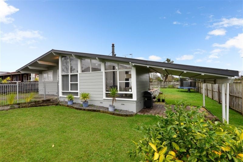 71 Fairview Street, Fairview Downs, Hamilton - Carousel 1