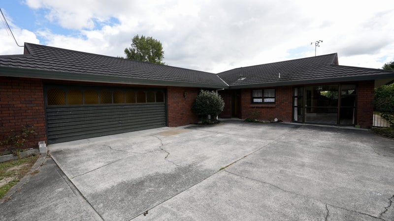 645 Pioneer Highway, Highbury, Palmerston North - Carousel 1