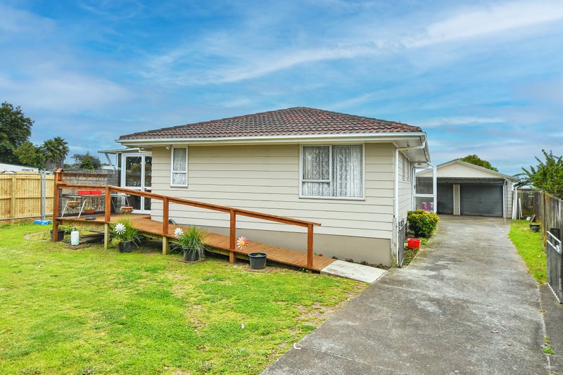 434 Roscommon Road, Clendon Park, Auckland - Carousel 1