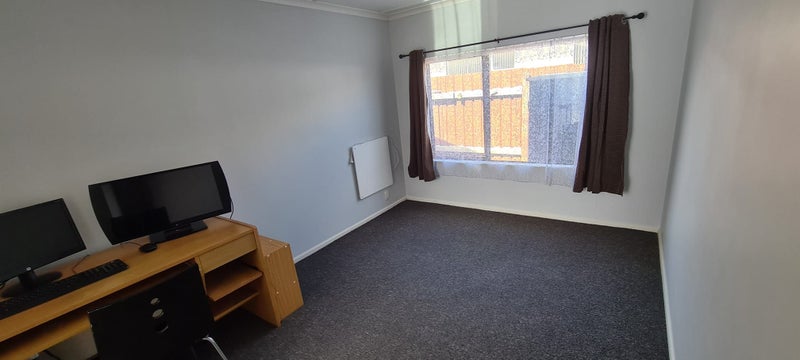 3 Hereford Street, Cannons Creek, Porirua - Carousel 10