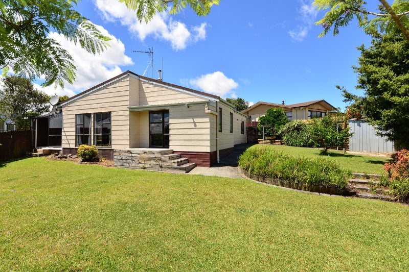 5 Deborah Place, Dinsdale, Hamilton - Carousel 2
