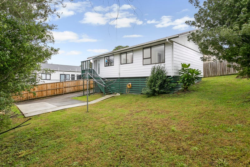 2/185A Royal Road, Massey, Auckland - Carousel 1