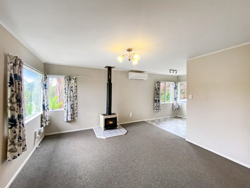 2/34A Helena Street, Massey, Auckland - Carousel 2