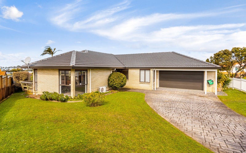 4 Marlin Street, West Harbour, Auckland - Carousel 2