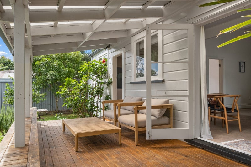 366 Clifford Street, Mangapapa, Gisborne - Carousel 1