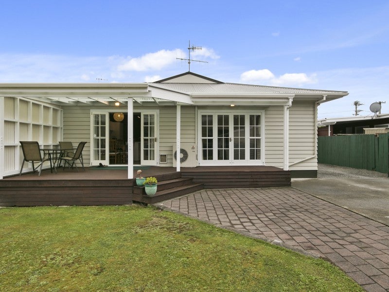 9 Stanley Street, Wainuiomata, Lower Hutt - Carousel 1