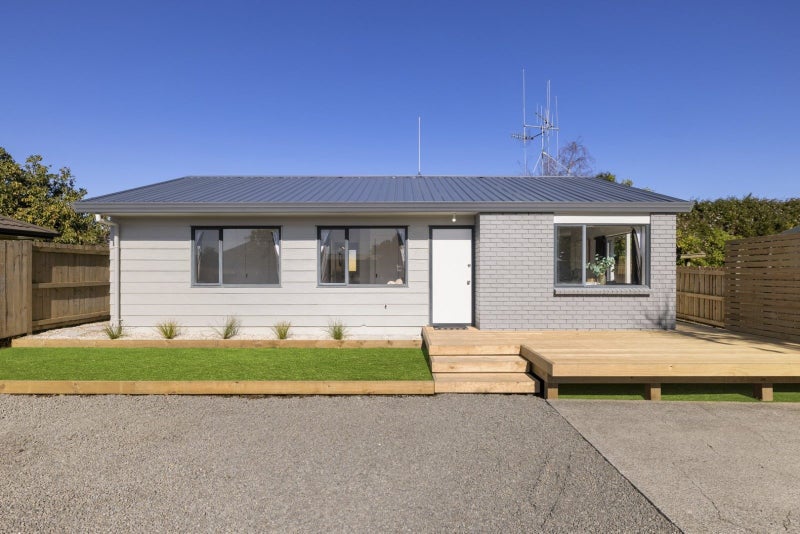 24B Twentyfirst Avenue, Gate Pa, Tauranga - Carousel 1