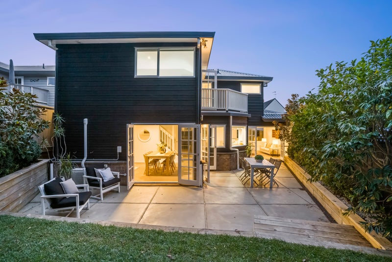 2/98 Saint Johns Road, Saint Johns, Auckland - Carousel 1