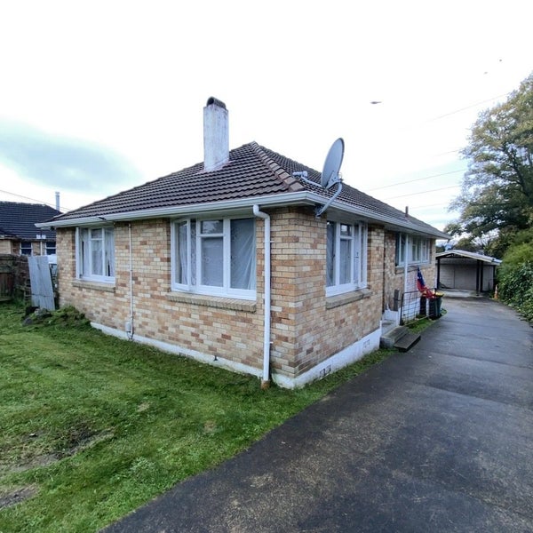 0 Knight Road - Carousel 2