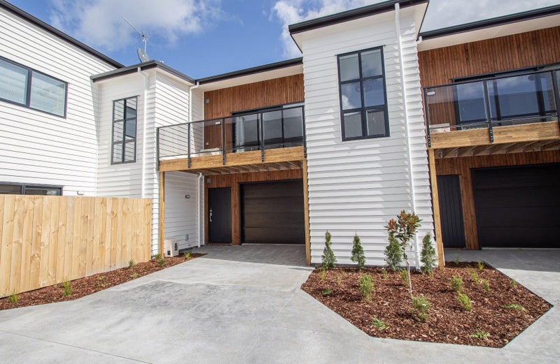 3/45 Cook Street, Hamilton East, Hamilton - Carousel 18