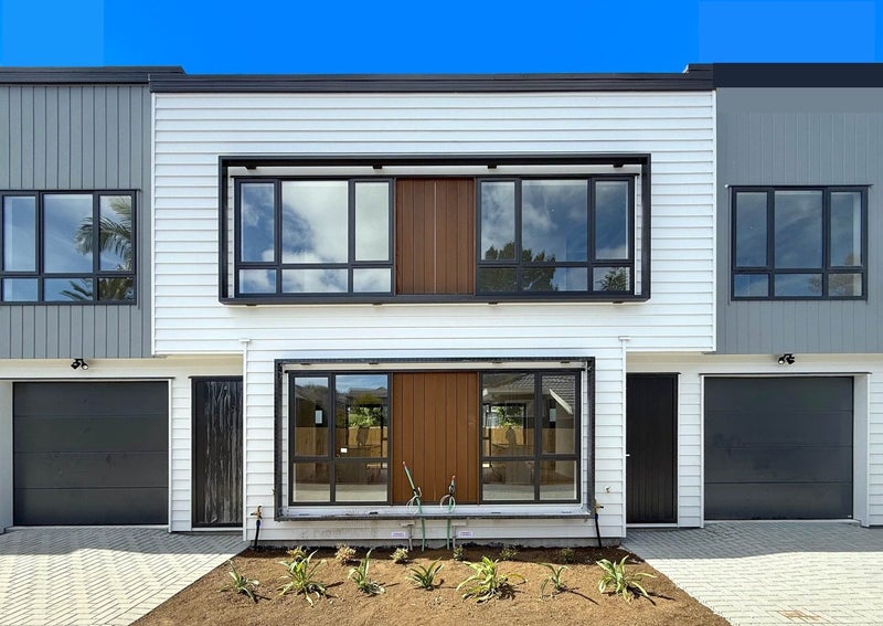 73 Kings RD, Panmure, Auckland - Carousel 1