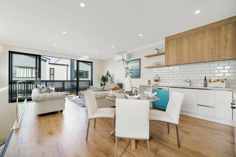 59A Mckinstry Avenue, Mangere East, Auckland - Carousel 2