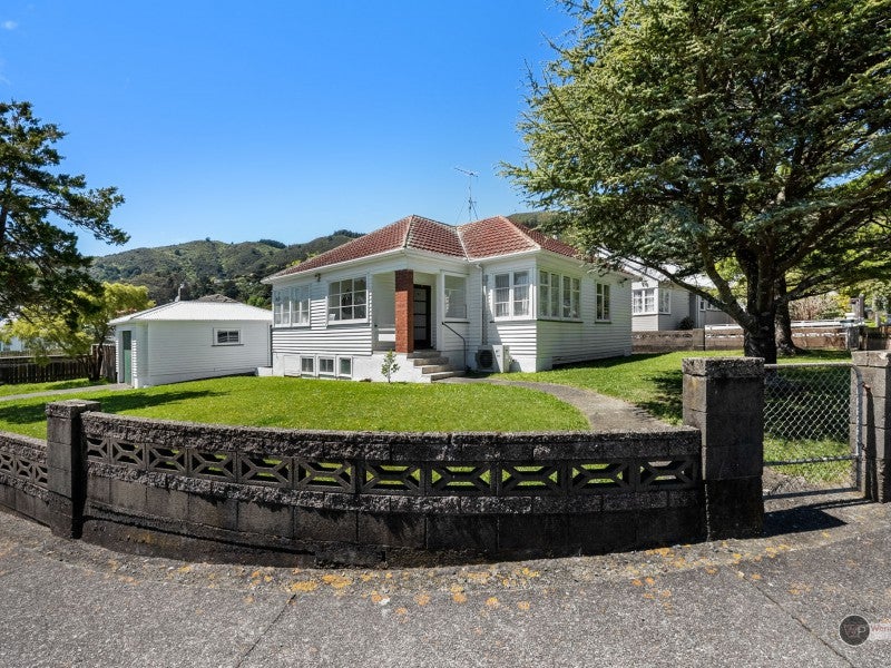 74 Judd Crescent, Naenae, Lower Hutt - Carousel 17