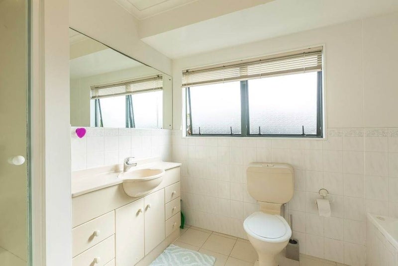 20 Stanford Street, Albany, Auckland - Carousel 14