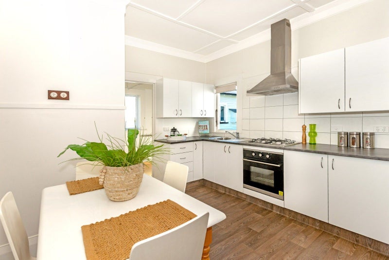 16 Wellington Street, Te Hapara, Gisborne - Carousel 2