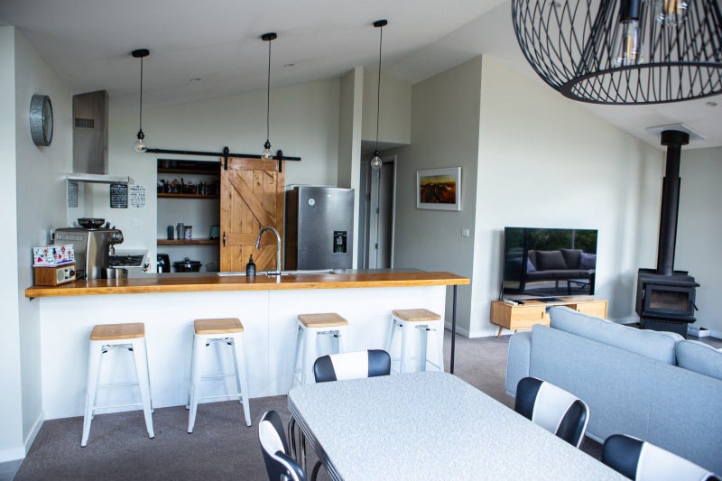 3 Paradise Place, Wanaka - Carousel 2