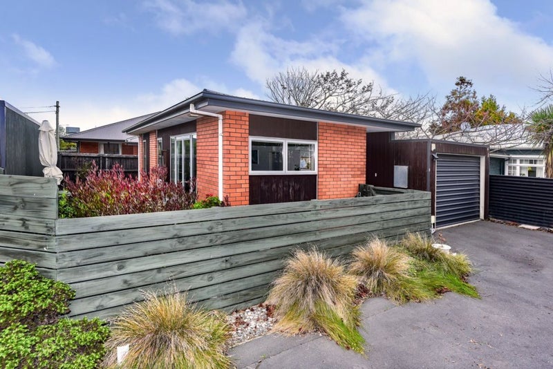 23C Hornbrook Street, Waltham, Christchurch - Carousel 1