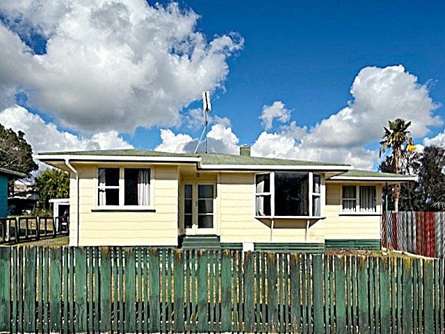 27 Kiwi Street, Tokoroa, Tokoroa - Carousel 1