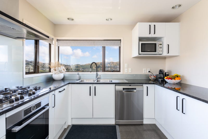 7 Trinidad Crescent, Grenada Village, Wellington - Carousel 2