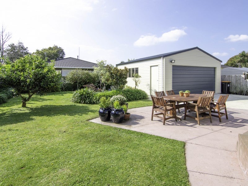 43 South Street, West End, Palmerston North - Carousel 15