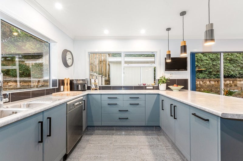 80 Te Puia Drive, Aotea, Porirua - Carousel 2