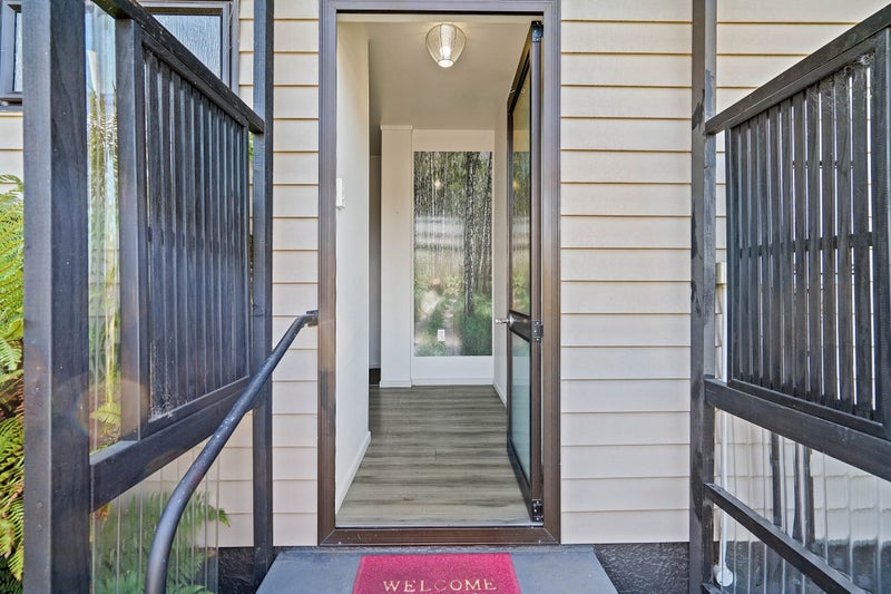 5 Voss Street, Shirley, Christchurch - Carousel 2