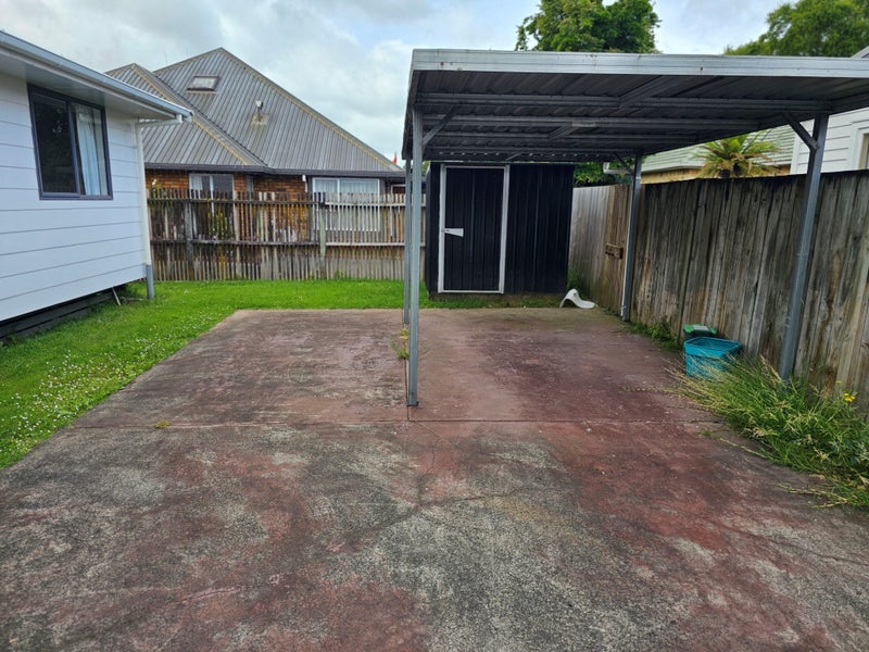 6 Galloway Street, Hamilton East, Hamilton - Carousel 17