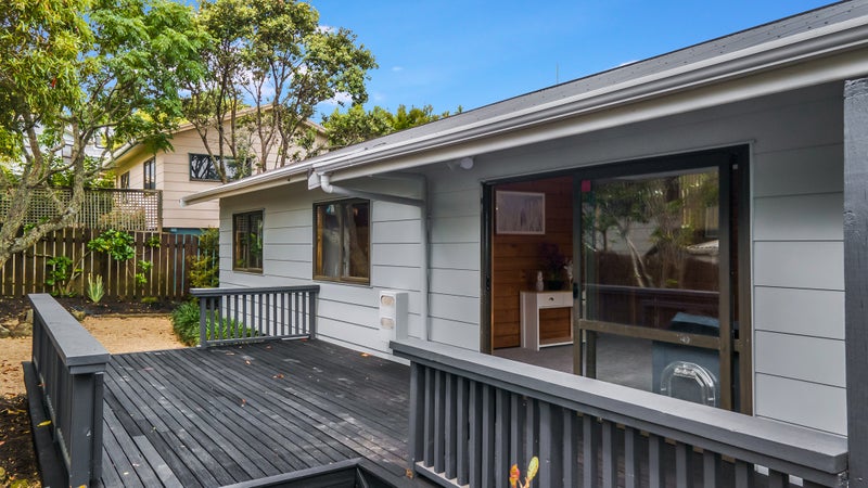 2/34 Gatman Street, Birkdale, Auckland - Carousel 2