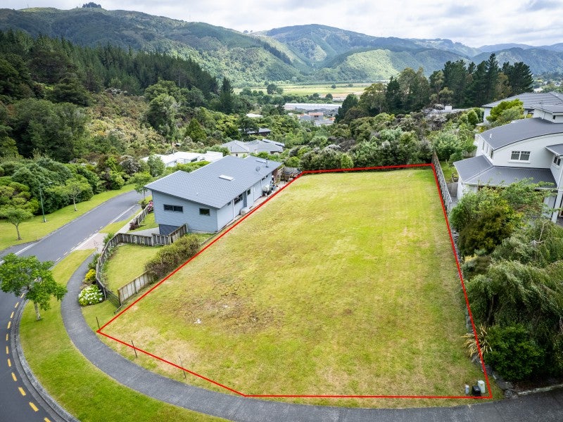 17 Sylvan Way, Silverstream, Upper Hutt - Carousel 1