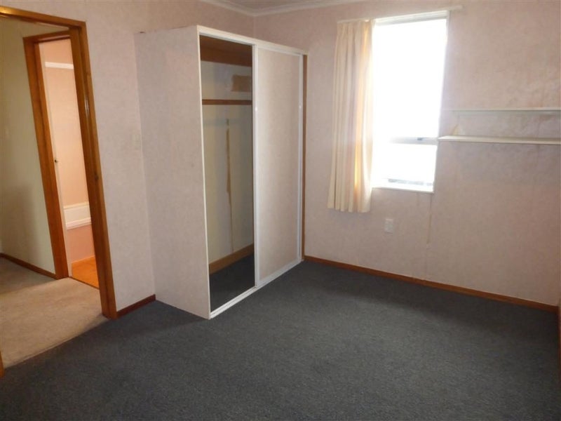 2/16 Inglis Street, Phillipstown, Christchurch - Carousel 11