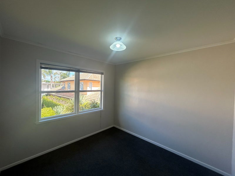 4/12 Taranaki Road, Kohimarama, Auckland - Carousel 9