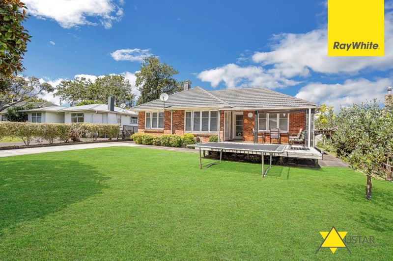 23 Te Kanawa Crescent, Henderson, Auckland - Carousel 14