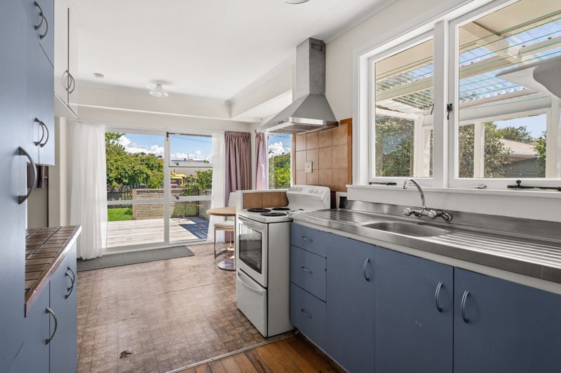 303 Chadwick Road, Gate Pa, Tauranga - Carousel 2
