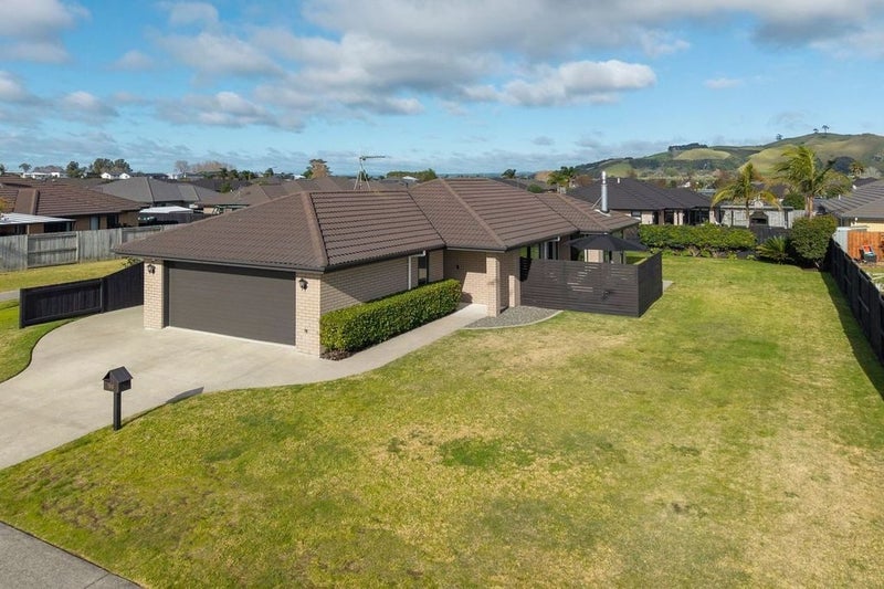 130 Doncaster Drive, Papamoa Beach, Papamoa - Carousel 1