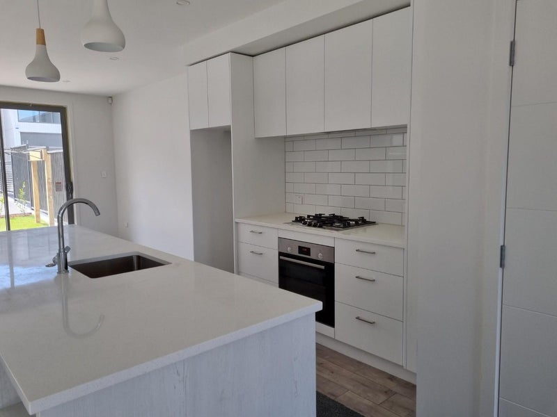 7 Tokitoki Way, Kenepuru, Porirua - Carousel 2