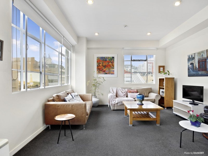 5/22 Ghuznee Street, Te Aro, Wellington - Carousel 1