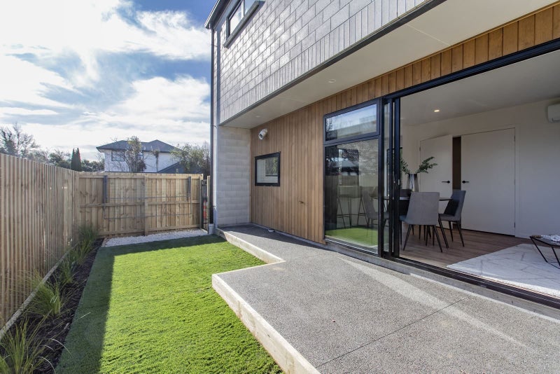 1/19 Dilworth Street, Riccarton, Christchurch - Carousel 1