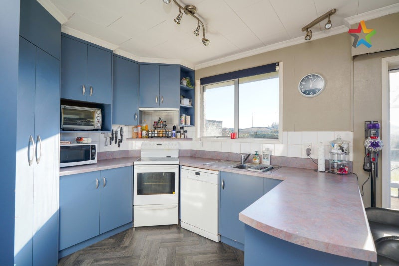 58 Christina Street, Strathern, Invercargill - Carousel 2