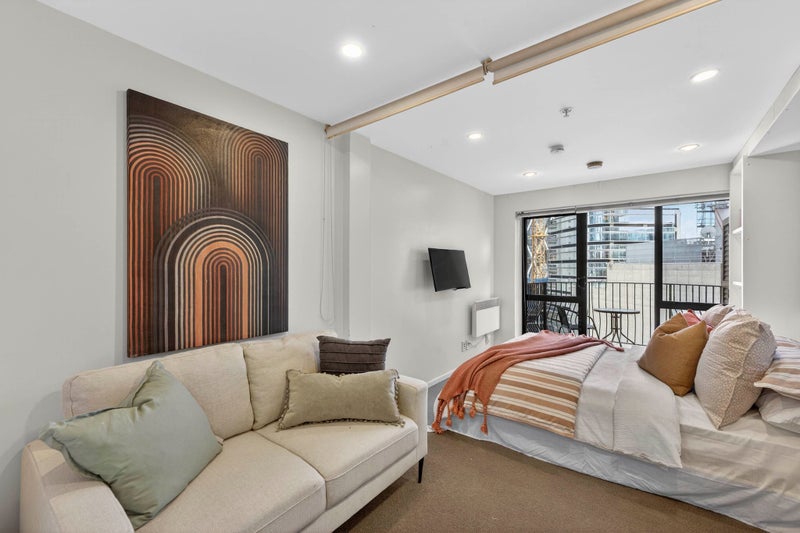 8J/23 Emily Place, Auckland Central, Auckland - Carousel 1
