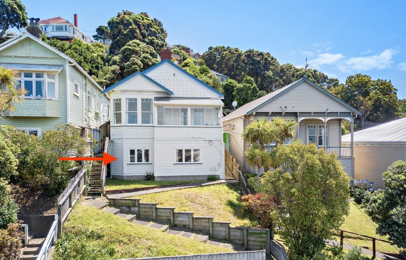 6 Konini Road, Hataitai, Wellington - Carousel 1
