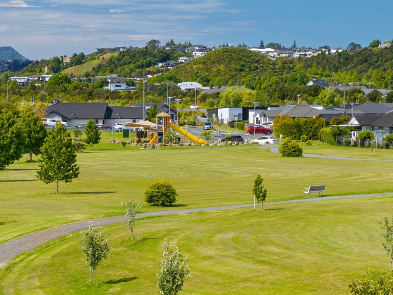 87 Awataha Crescent, Pyes Pa, Tauranga - Carousel 21