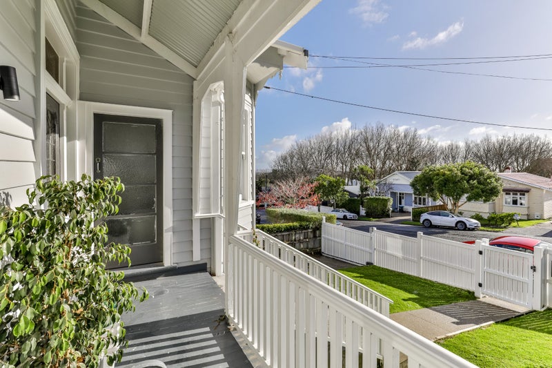 6 Stanmore Road, Grey Lynn, Auckland - Carousel 2