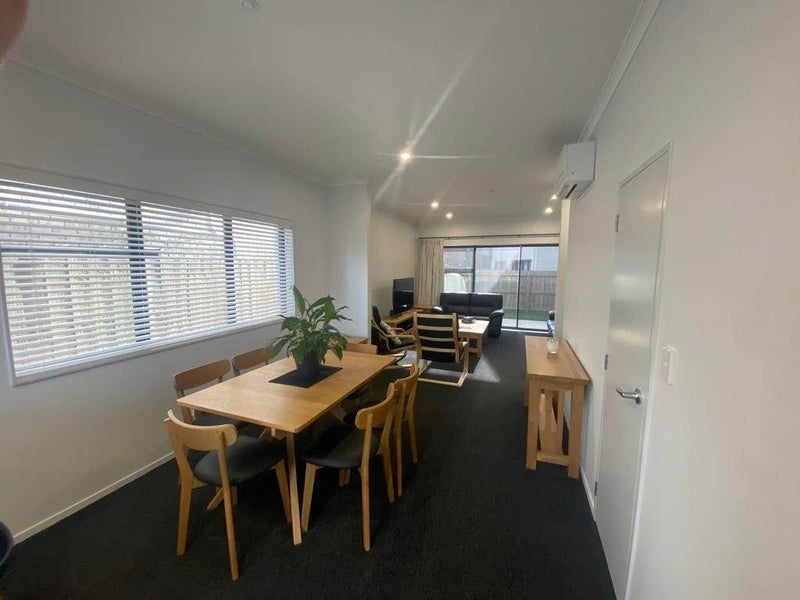 16 Tuaiwi Street, Manukau, Auckland - Carousel 1