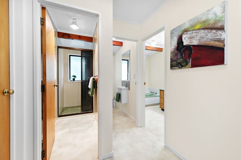 93 Redoubt Road, Goodwood Heights, Auckland - Carousel 9