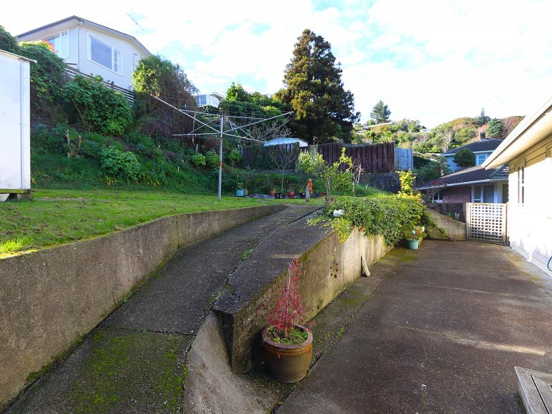 27 Tilbury Street, Fairfield, Lower Hutt - Carousel 20